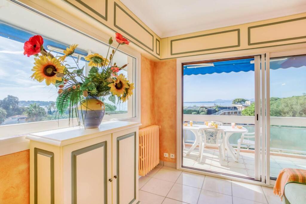 A6- 2 Bdr Incredible Sea View - Ac, Garage & Terrace Leilighet Antibes Eksteriør bilde