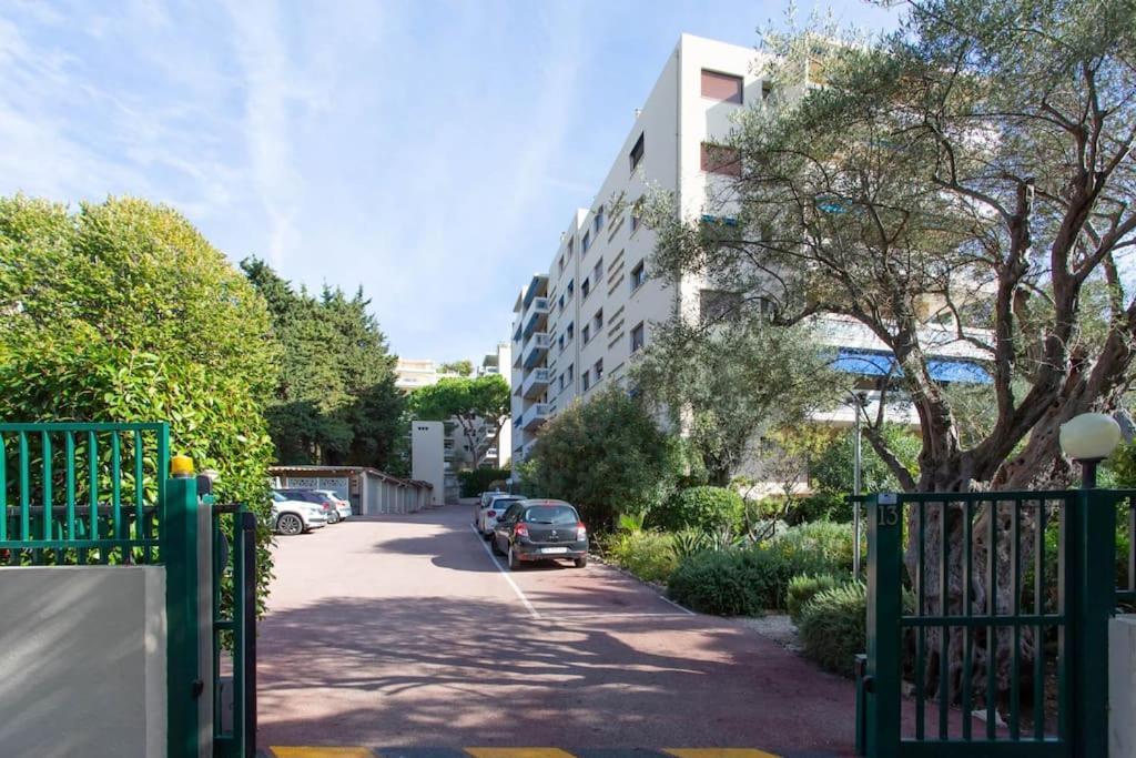 A6- 2 Bdr Incredible Sea View - Ac, Garage & Terrace Leilighet Antibes Eksteriør bilde